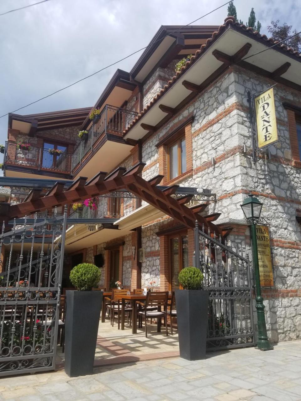 Vila Dante Boutique Hotel Tushemisht Kültér fotó